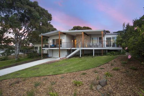 THE PERFECT BEACH HOUSE - Your Accommodation 0