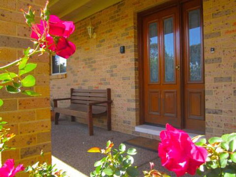 BAROONA By THE BEACH - Your Accommodation 1