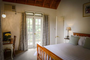 Arcadia Bed & Breakfast & Cottages - Your Accommodation 1