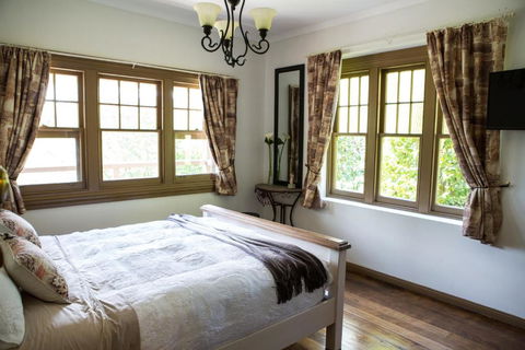 Buttercup Hill - Your Accommodation 5