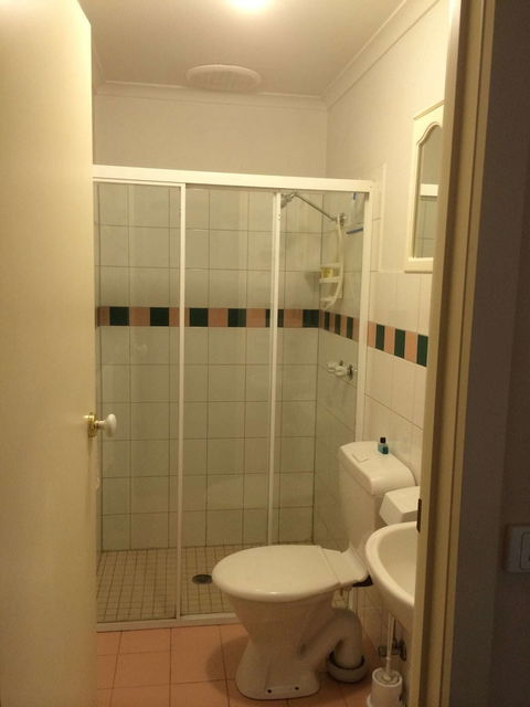 Box Hill Studios 4 At Canterbury Gardens - Your Accommodation 1