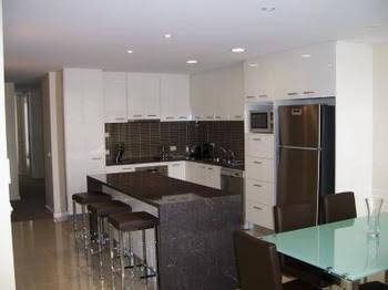 Harbour Views - Your Accommodation 3