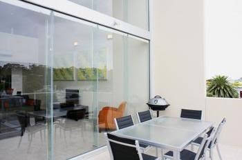 Harbour Views - Your Accommodation 2