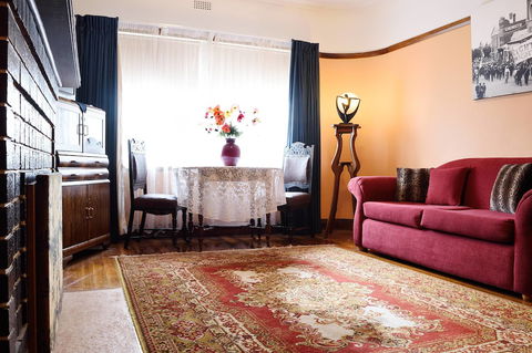 Apartments Downtown - Your Accommodation 2