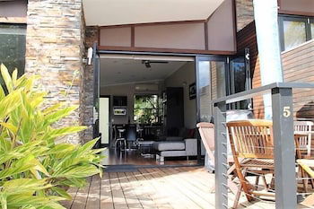 Anchorage Apartments Bermagui - Your Accommodation 1