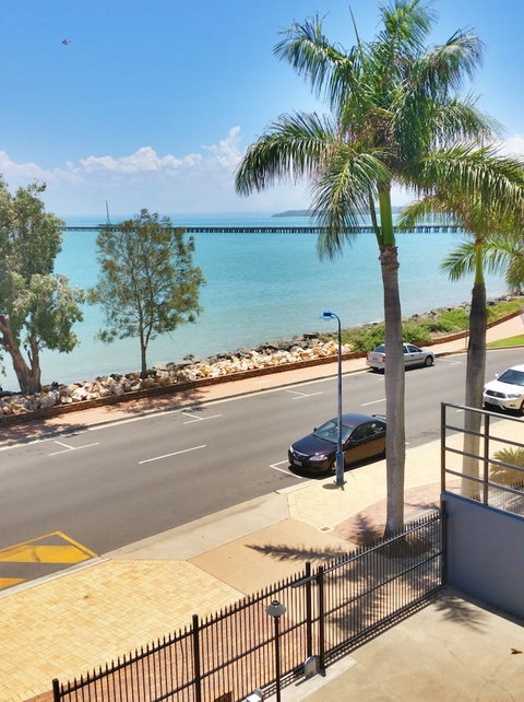 Santalina On Hervey Bay - Your Accommodation 6