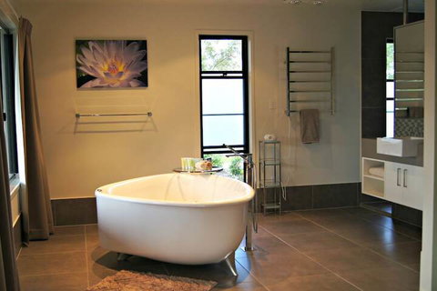 Melawondi Spring Retreat - Your Accommodation 7