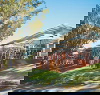 Bridges on Meninya Motel  Apartments - Your Accommodation