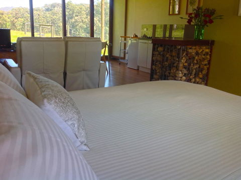 Valley Farm Vineyard Cottages - Your Accommodation 3