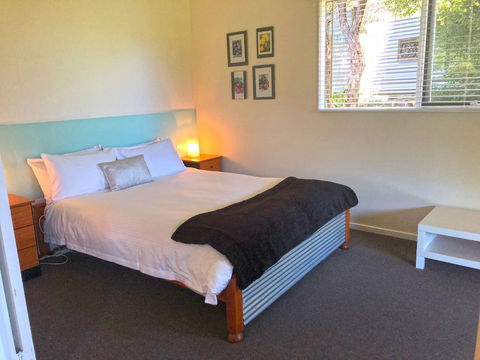 Valley Farm Vineyard Cottages - Your Accommodation 5