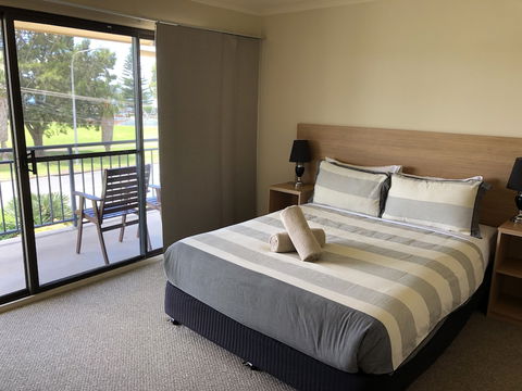 Araluen Motor Lodge - Your Accommodation 6