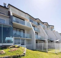 Ocean Front at The Entrance - Your Accommodation