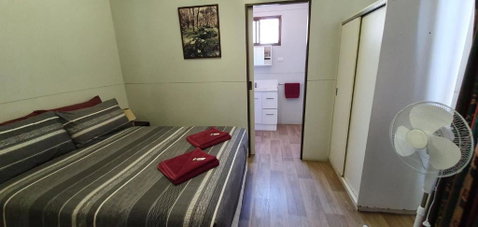 Pinjarra Caravan Park & Cabins - Your Accommodation 2