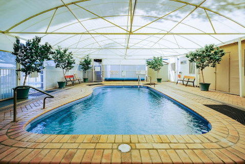 Artesian Spa Motel - Your Accommodation 3