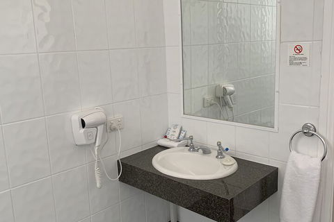 Ashton Motel - Your Accommodation 7