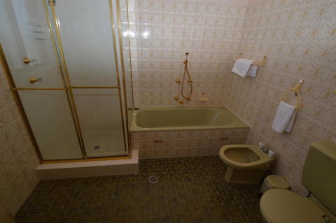 Top Deck - Your Accommodation 4