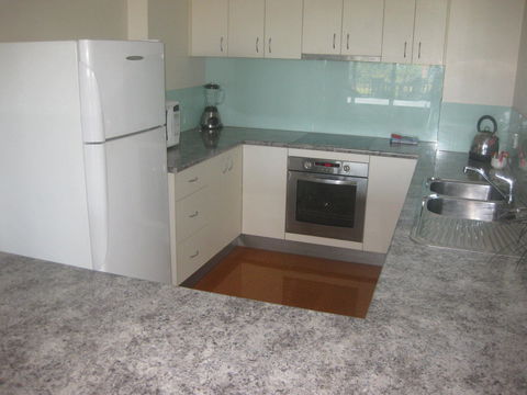 Fairthorpe Apartments - Your Accommodation 2