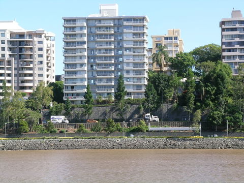 Fairthorpe Apartments - Your Accommodation 1