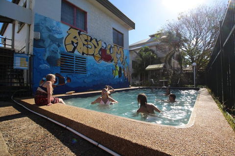 Asylum Cairns Hostel - Your Accommodation 4