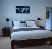 Cole House Apartments - Your Accommodation