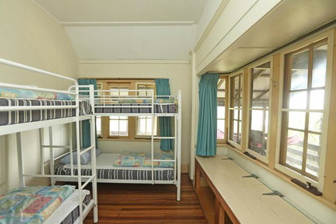 Sydney Pittwater Eco YHA - Your Accommodation 6