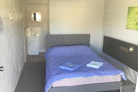 Rankins Springs Motel - Your Accommodation 6