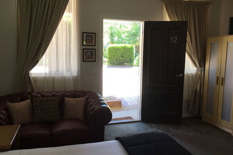 Norwood House Motel & Reception Centre - Your Accommodation 7