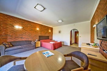 Paradise Lakes Motel - Your Accommodation 5