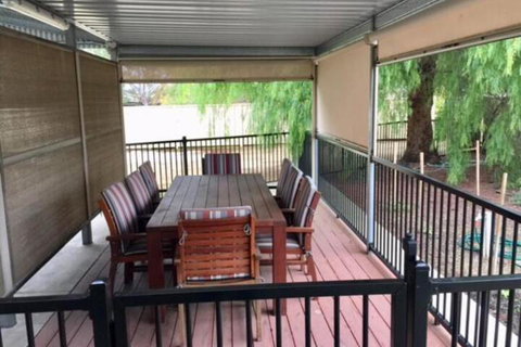 MacDonnell House Naracoorte - Your Accommodation 2