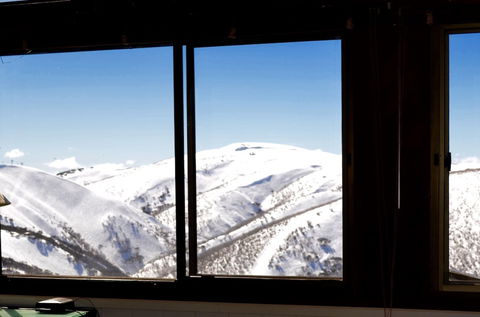 Arlberg Hotham - Your Accommodation 1