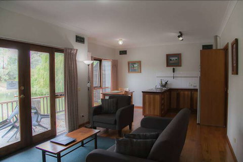 Perricoota Vines Retreat - Your Accommodation 5