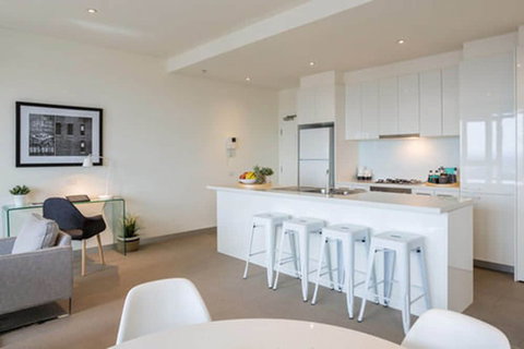 Royal Stays Apartments Southbank - Your Accommodation 5