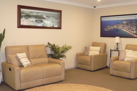 Tiarri Terrigal - Your Accommodation 3