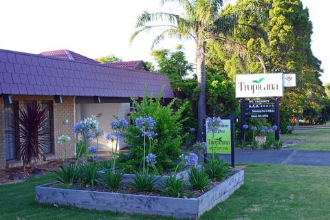 Tropicana Motor Inn - Your Accommodation 1