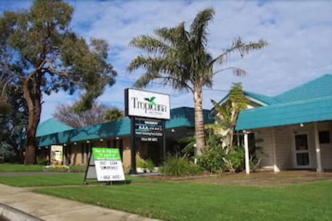 Tropicana Motor Inn - Your Accommodation 2