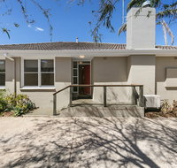 BOUTIQUE STAYS - Sandy Breeze 1 - Your Accommodation