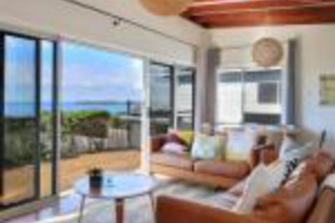 Seakissed Beach House - Your Accommodation 0