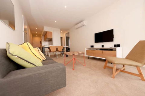 Vine Serviced Apartments - Your Accommodation 3