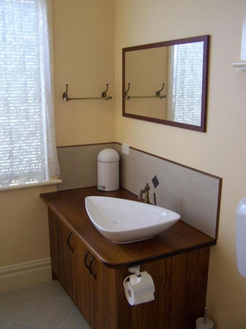 RJs Bed & Breakfast - Your Accommodation 3