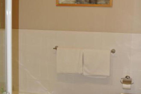 Pier Number 10 - Your Accommodation 3