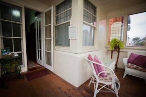 Mornington Bed And Breakfast - Your Accommodation 2