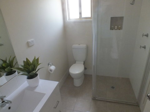 Albury Gardens Tourist Park - Your Accommodation 6