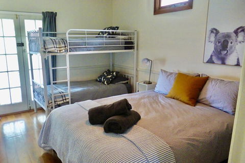 Mansfield On The Manning - Your Accommodation 3