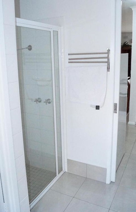 Maude St. Apartments - Your Accommodation 3