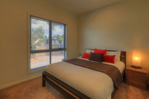 Fairwinds - Essentially Tas - Your Accommodation 1