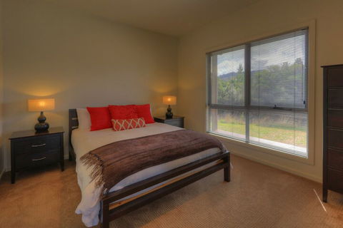 Fairwinds - Essentially Tas - Your Accommodation 2