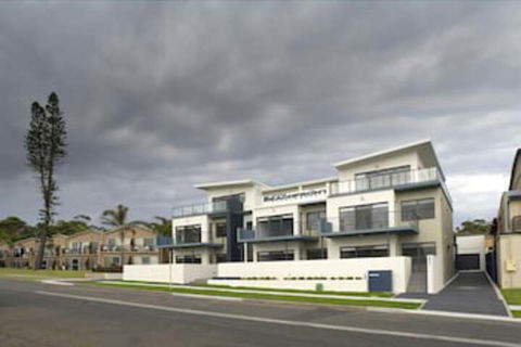 Mollymook Beachfront Executive Apartment - Your Accommodation 0