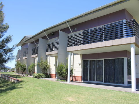 Springs  Shoalhaven - Your Accommodation 1