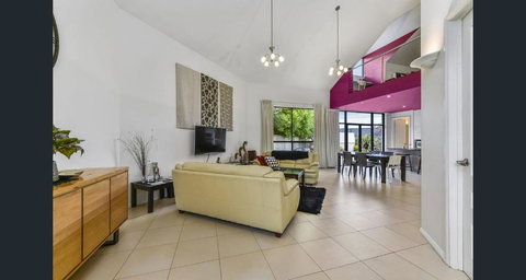 Merlot Verdelho Townhouses - Your Accommodation 6