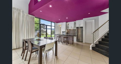 Merlot Verdelho Townhouses - Your Accommodation 4